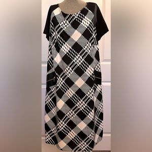 Sandra Derran size 18 W dress